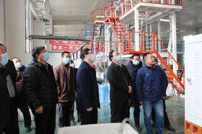 濮陽市組建市黨外專家&ldquo;科創(chuàng)中國&rdquo;志愿服務(wù)團樹立服務(wù)科技經(jīng)濟深度融合新旗幟